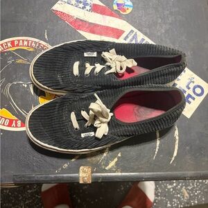 Vans Women's Black Corduroy Sneakers with Cream Laces